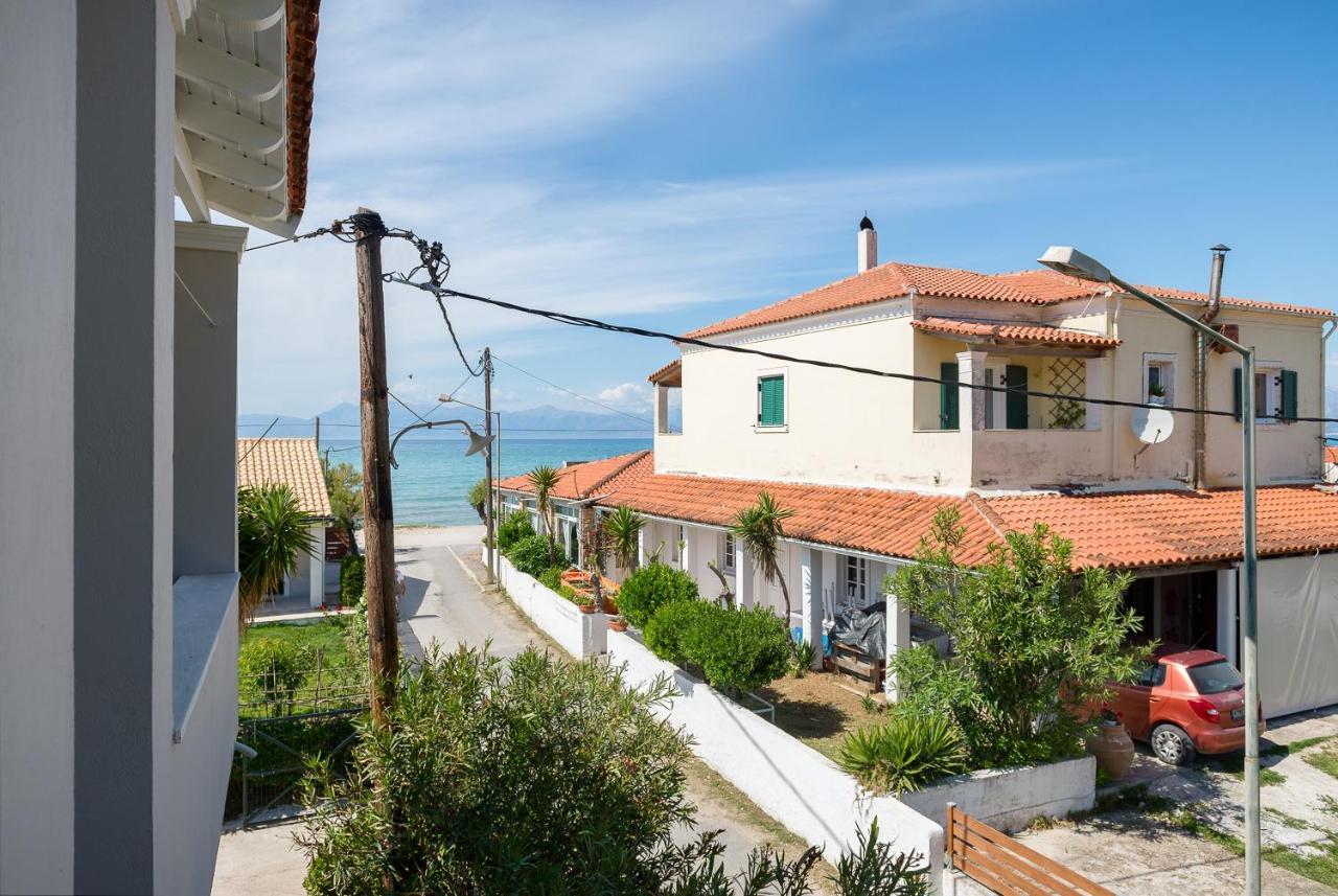 Marias Seaside Apartments Acharavi  Exterior foto